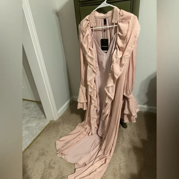 Pink Maxi Dress with ruffles NWT - Picture 3 of 16